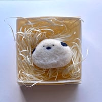 再販！たぷんとしたもっちりシマエナガさんのマグネット