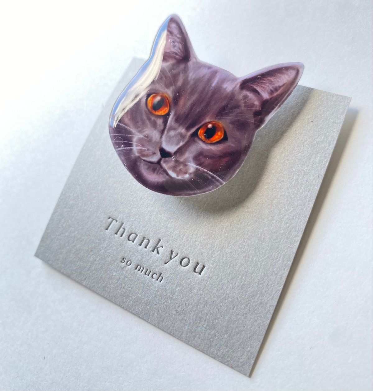 ロシアンブルー猫さんのブローチ | ねこの森雑貨店