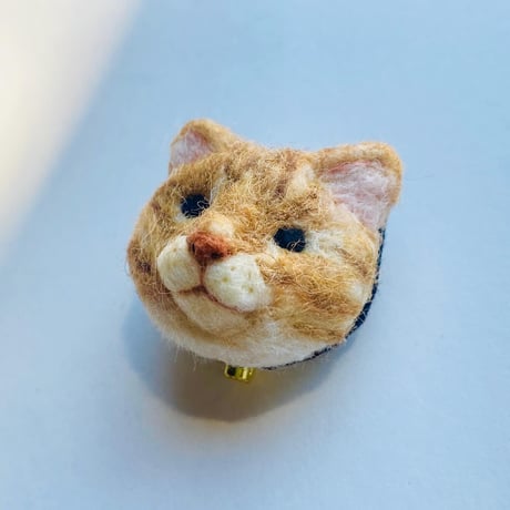 羊毛の猫ちゃんブローチ【トラ】
