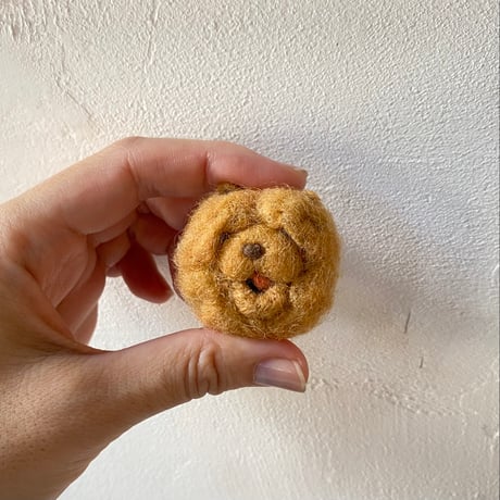 わんちゃんのブローチ 【茶チャウチャウ】