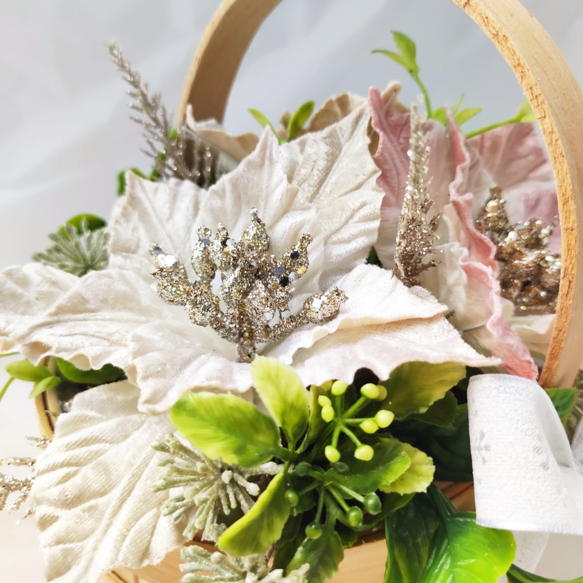 ポインセチアのバスケットアレンジ | MAPLE FLOWER＆COFFEE