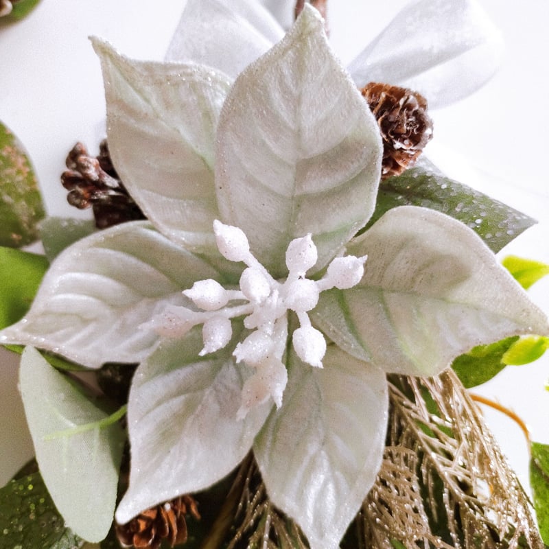 ポインセチアとユーカリのスワッグ | MAPLE FLOWER＆COFFEE