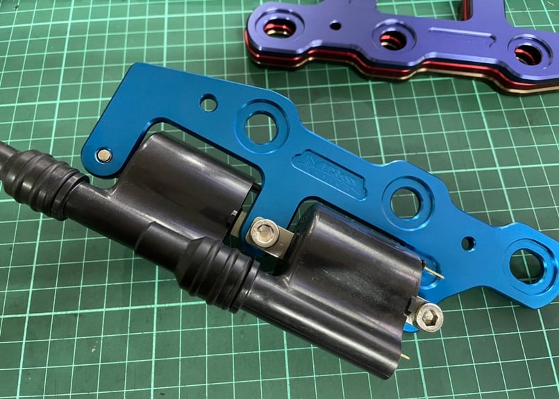 MIXS】NSR250 MC51コイル取付用ステープレート | ダイキチファクトリー。