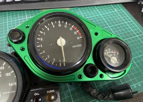 【MIXS】メーターカバープレート　MC21タイプ　RVF400　CBR250RR他