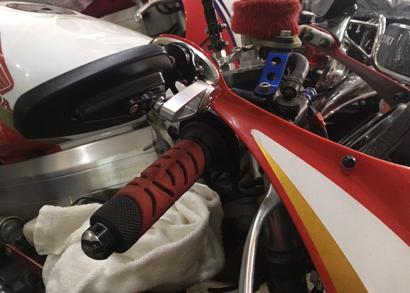 MIXS】NSR250 CNCミラーホールカバー TYPE2 ミニミラータイプ