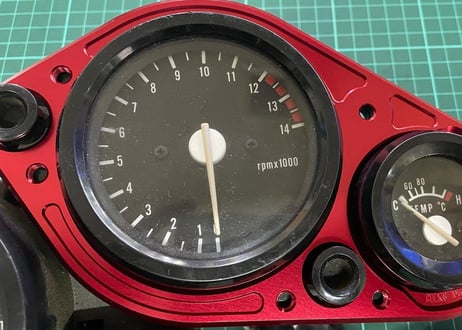 【MIXS】メーターカバープレート　MC21タイプ　RVF400　CBR250RR他