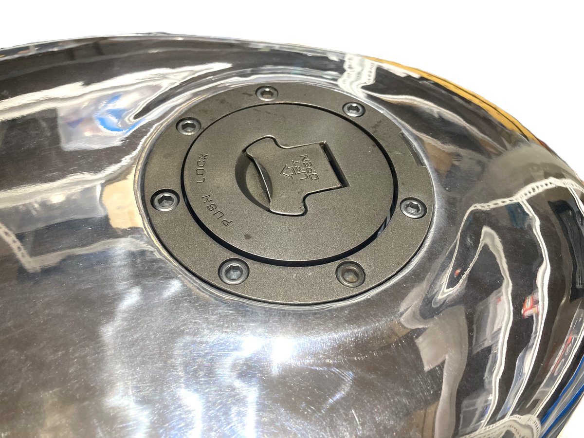 NSR250R アルミガソリンタンク | ダイキチファクトリー。