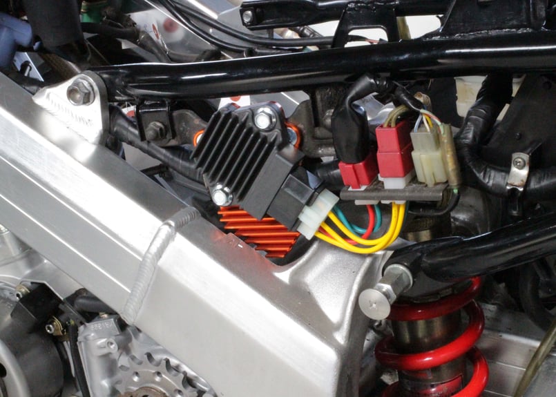 レギュレーター変換KIT NSR250R MC18 MC16 | ダイキチファクトリー。