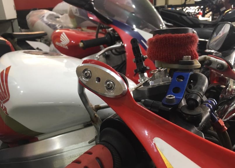 MIXS】NSR250 CNCミラーホールカバー TYPE2 ミニミラータイプ