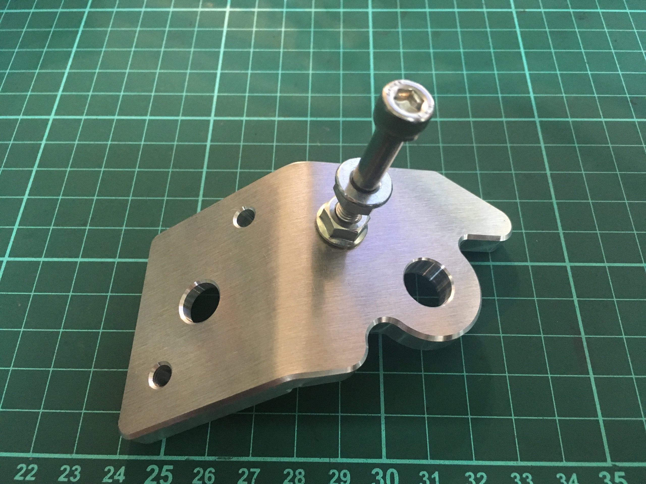 ★NSR50/80 後期型フレーム カット無し、サイドスタンドステー付 書付！ MIXS】NSR50 アルミサイドスタンド取付用フレーム | ダイキチ