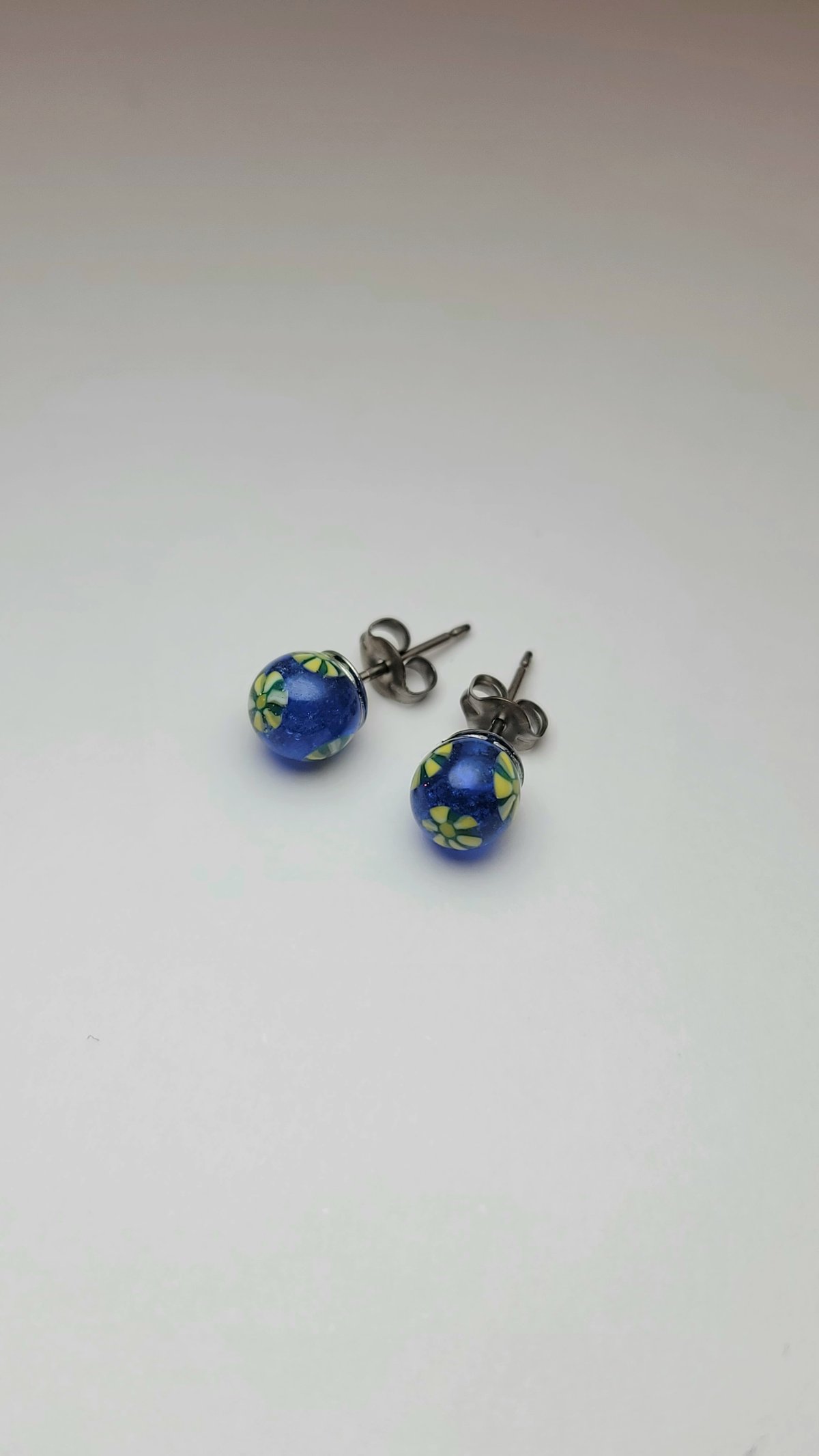 No.1267 箔入り平丸とんぼ玉 ピアス No.1267 箔入り平丸とんぼ玉 ピアス