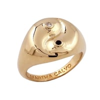MARTHA CALVO ☯️yin Yang signet ring