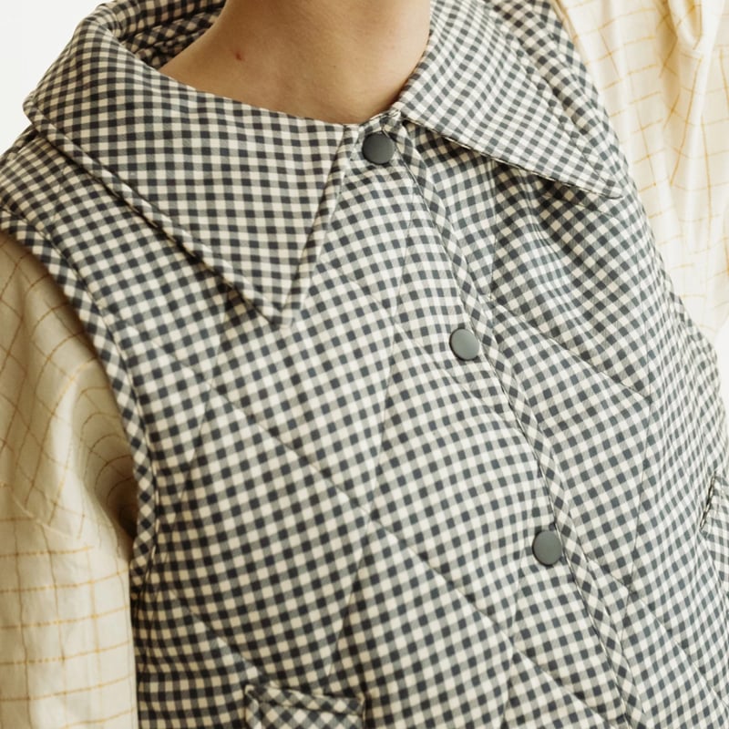 TINY BIG SISTER check vest | INHWA STUDIO