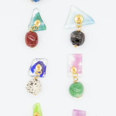 Levens Jewels earrings