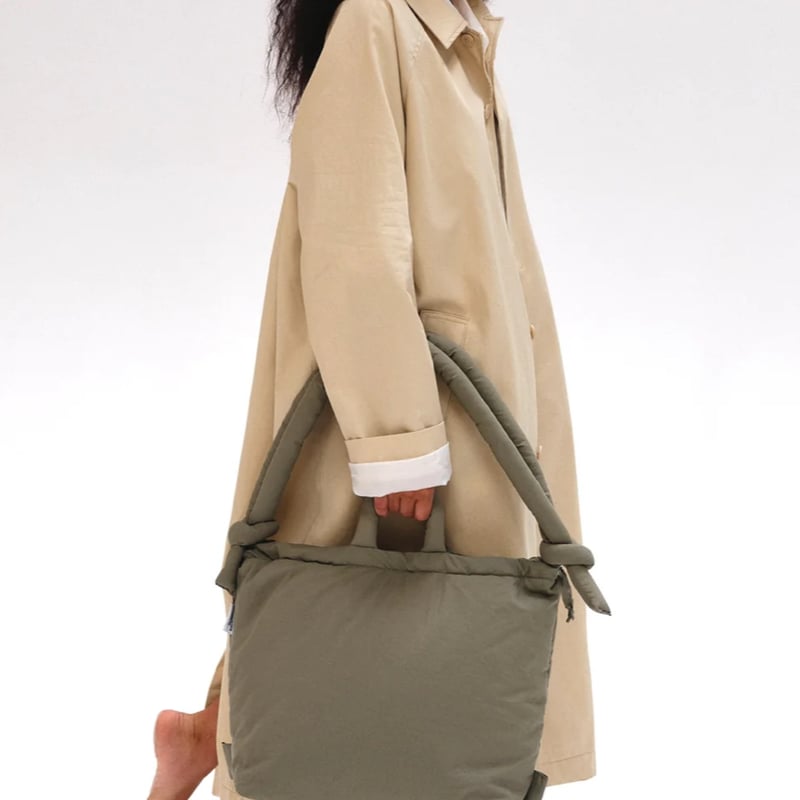 OLEND ona soft bag sage | INHWA STUDIO 