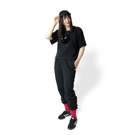 ネコにらみ【ブラック】 BIG半袖Tシャツ