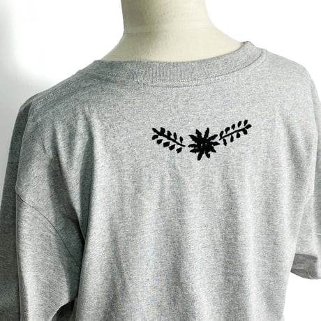 刺繍フラワー 【ヘザーグレー】BIG半袖Tシャツ