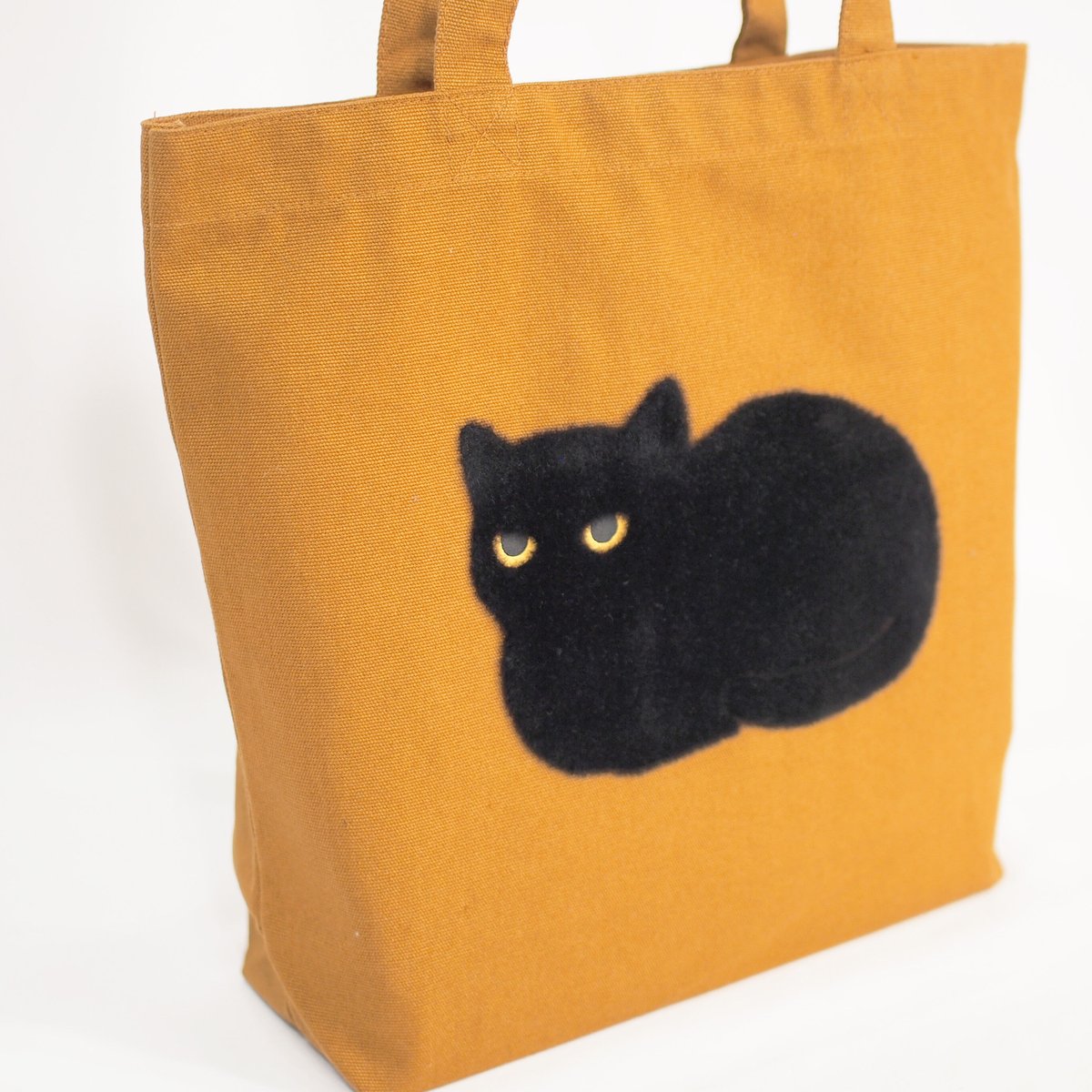 猫Love。 ジンベエザメ リップル生地 トートバッグ 香箱猫トートバック 中サイズ | ビーアンキシャス