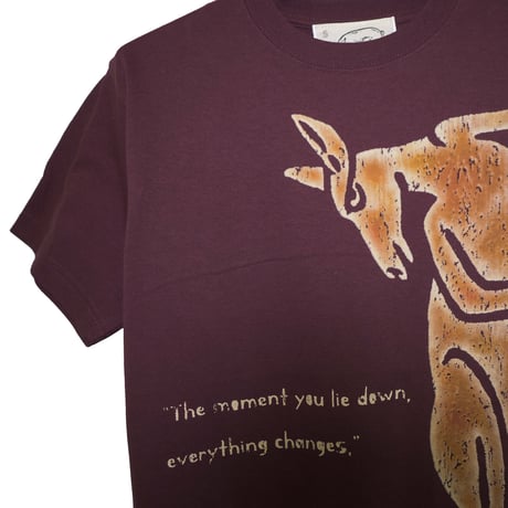 カンガルー【バーガンディ】半袖Tシャツ
