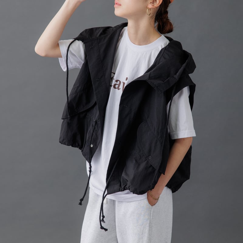 ナイロンスノーパーカーベスト ブラック【24403】 | Clotho.