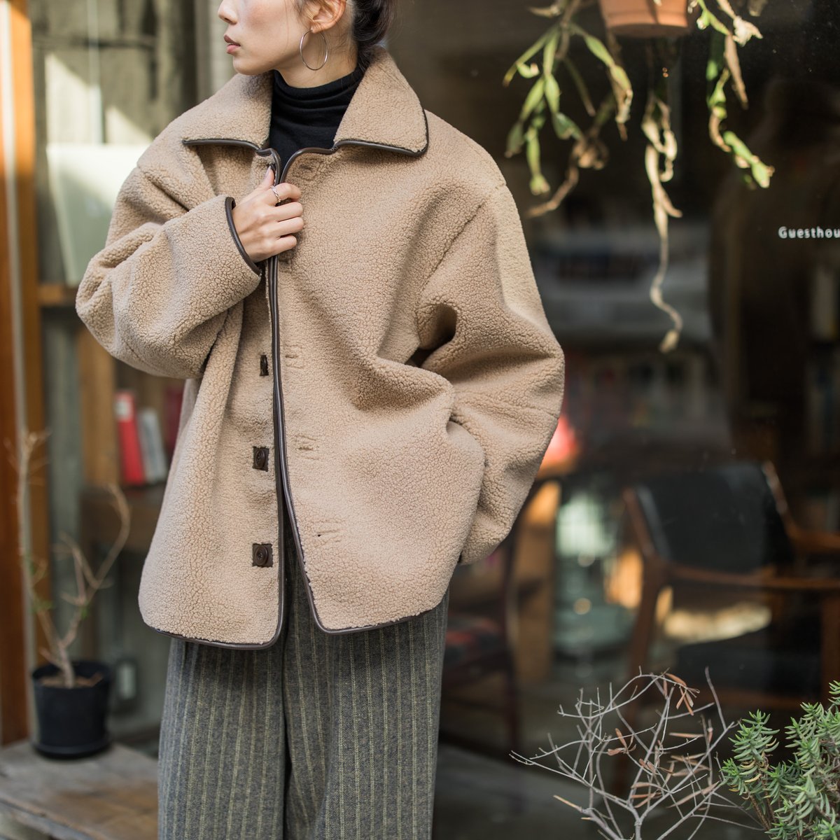 ボアボンディングコート Beige×Brown【23205】 | Clotho.