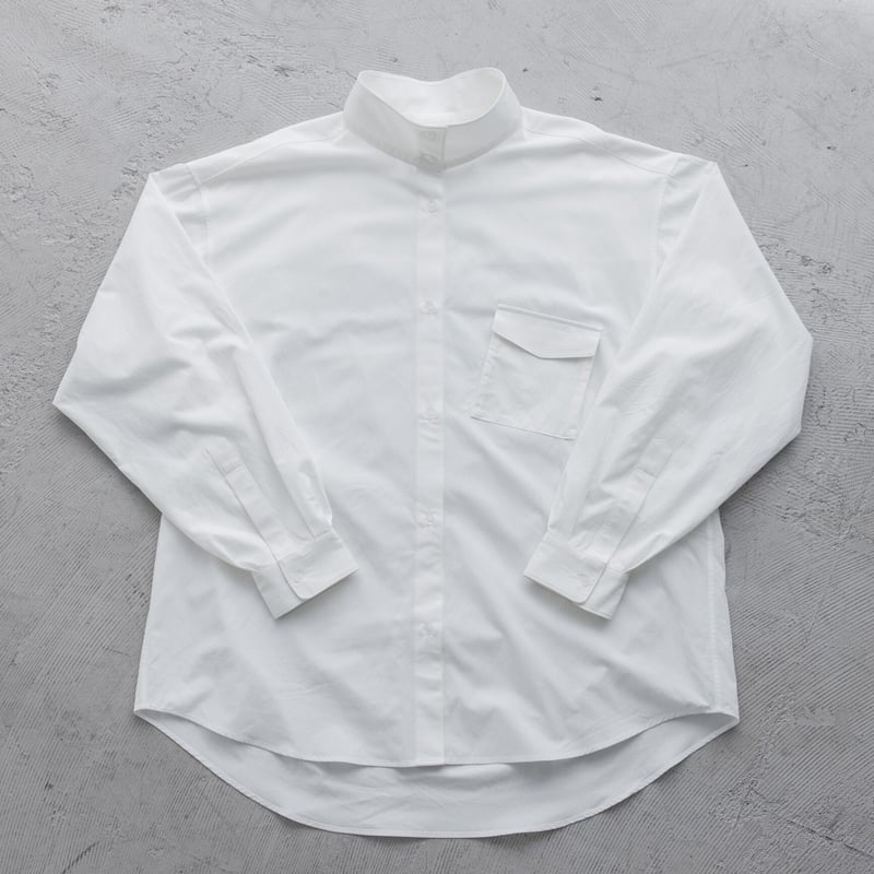 フラップポケットスタンドカラーシャツ ホワイト【23105】 | Clotho.