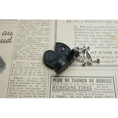 Leather Earrings / Reon Icon Design ( 88 Colors )