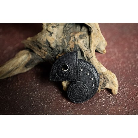 Leather Brooch ( Small ) / Reon Icon Design ( 88 Colors )