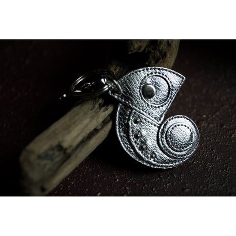 Leather Key Holder ( Small ) / Reon Icon Design ( Silver )