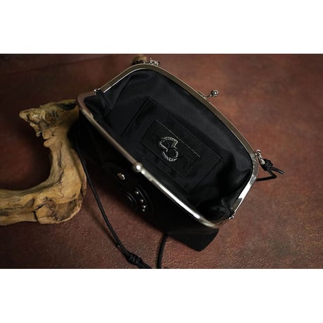 Leather 18cm Comb Shaped Clasp Pouch / Reon Icon Design