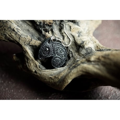 Leather Pierced Earrings / Reon Icon Design ( 88 Colors )