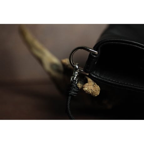 Leather Sacoche / Reon Icon Design