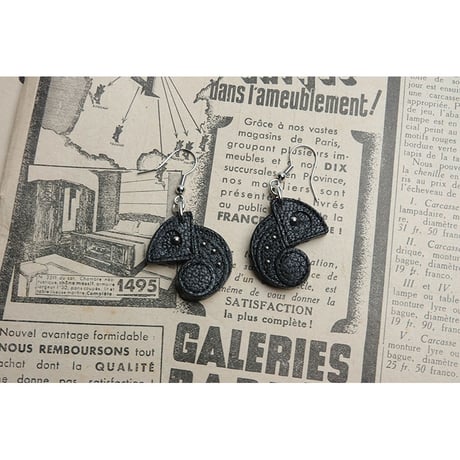 Leather Pierced Earrings / Reon Icon Design ( 88 Colors )