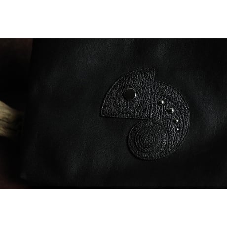 Leather Sacoche / Reon Icon Design