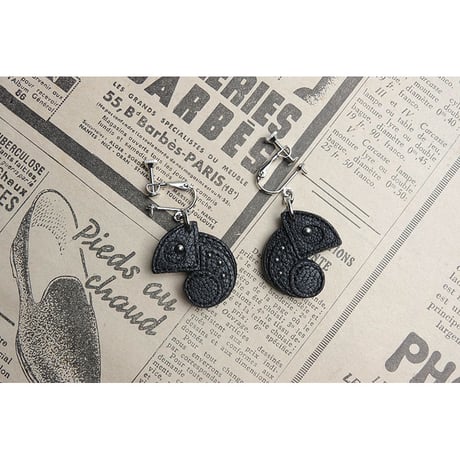 Leather Earrings / Reon Icon Design ( 88 Colors )