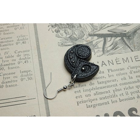 Leather Pierced Earrings / Reon Icon Design ( 88 Colors )