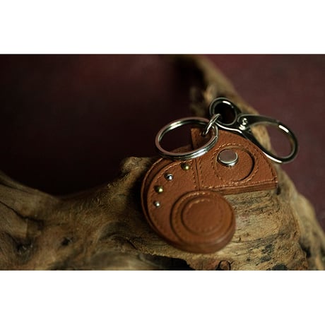 Leather Key Holder ( Small ) / Reon Icon 005 Design ( Brown )