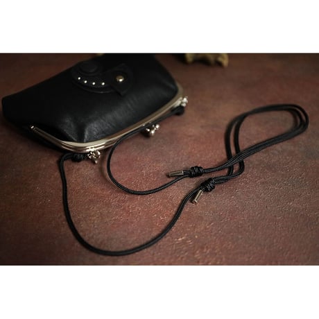Leather 18cm Comb Shaped Clasp Pouch / Reon Icon Design