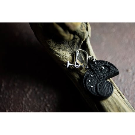 Leather Earrings / Reon Icon Design ( 88 Colors )