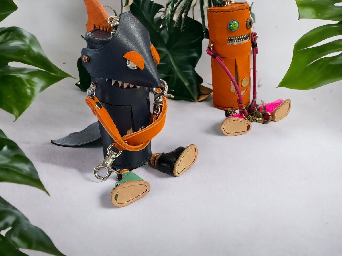 おまかせ革ロボ【予約販売】 | ALVALLET STORE