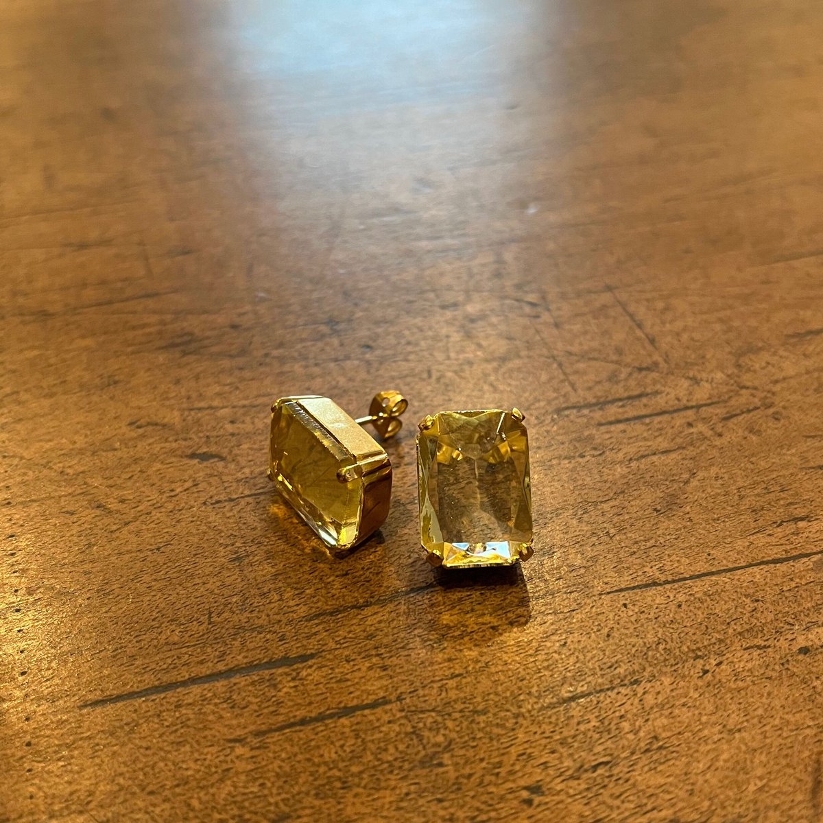Câline Paris Vintage カラークリスタルピアス イエロー | Angelina