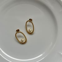 Câline Paris  パール楕円ピアス