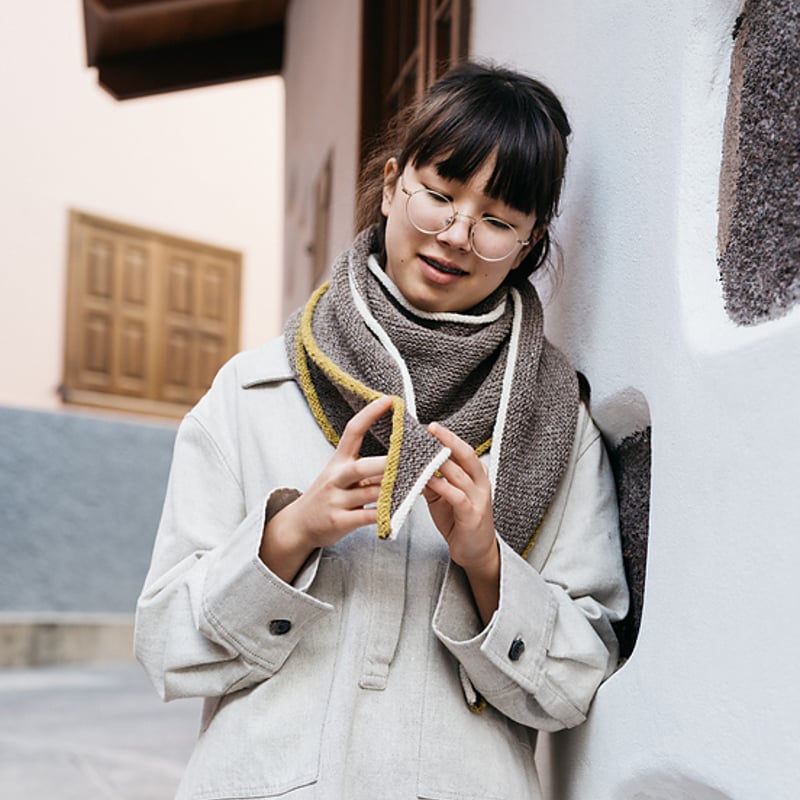 PDFパターン】Variations on Triangle ガーター編みの三角ショール b