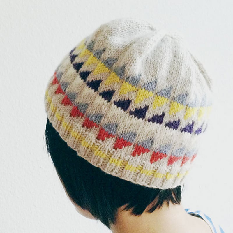 PDFパターン】Crayon Hat クレヨン模様の編み込み帽子 by Midori Hir