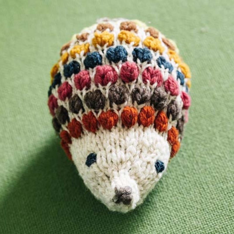 PDFパターン】Scrap Yarn Hedgehog 余り糸で編むポップコーン模様の