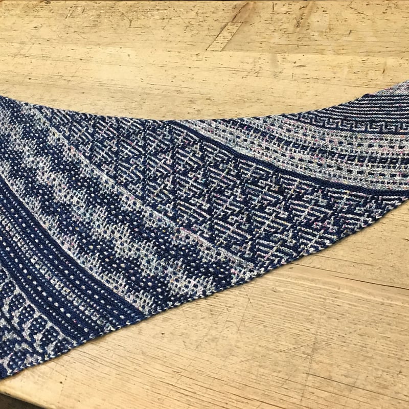 PDFパターン】Road Trip Shawl by 飛田眞理 | KASITOO'S S