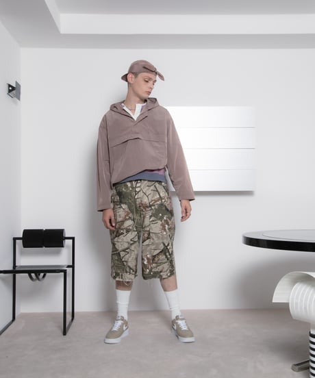 Camouflage Twill 9-Pocket Knee-Length Shorts BLACK