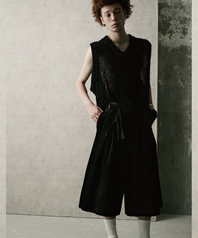 Slit-out Hem Mesh Knit Vest MIX | arenotis