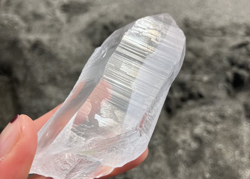 セラデカブラル産　レムリアンシード　ライトニングクォーツ セラデカブラル産レムリアンシードライトニングクォーツ