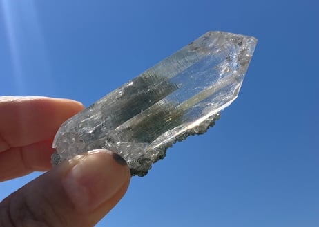 マニハール水晶  ルチル・クローライト インド産